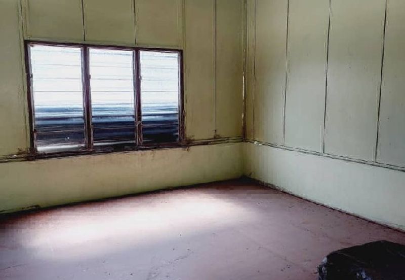 KAMPUNG BARU WAH LOONG