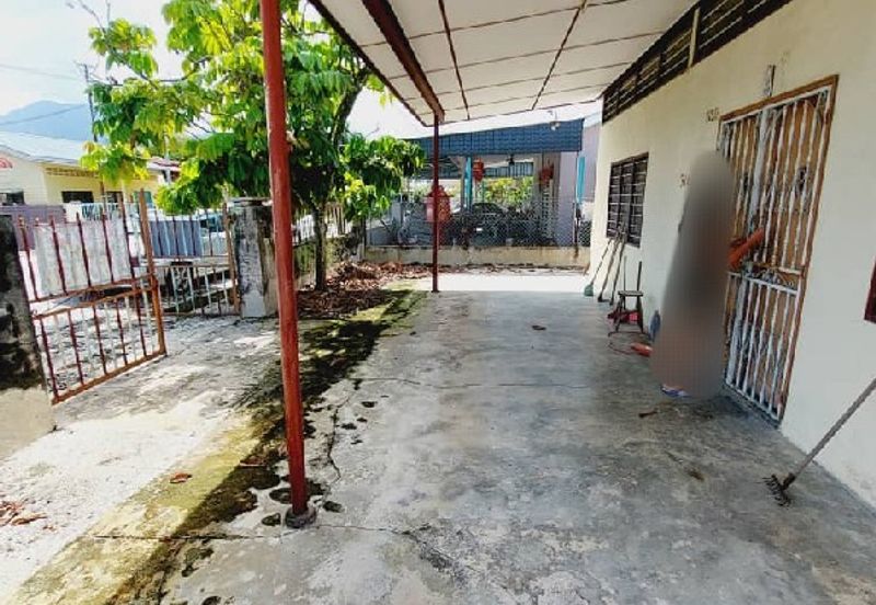 KAMPUNG BARU WAH LOONG