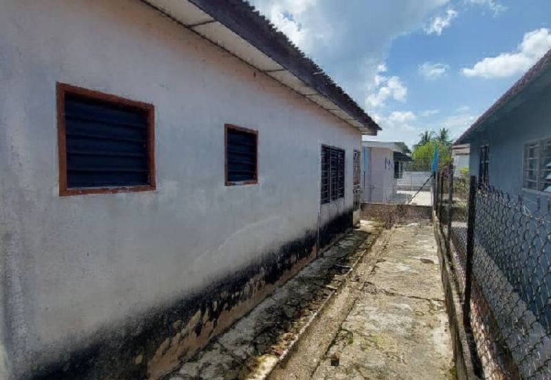 KAMPUNG BARU WAH LOONG