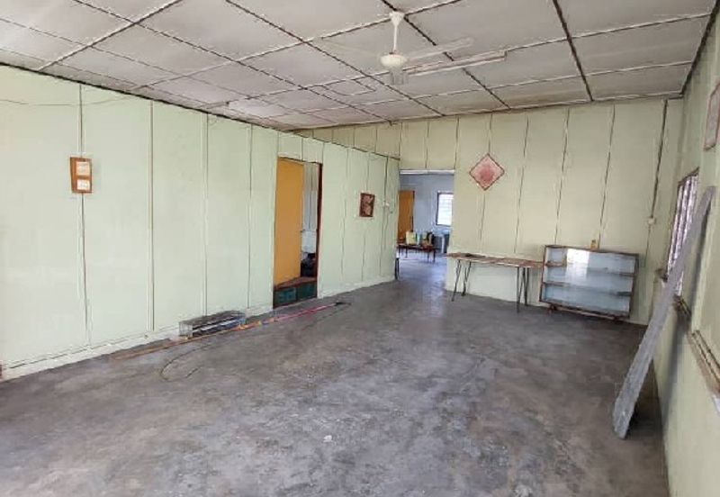 KAMPUNG BARU WAH LOONG