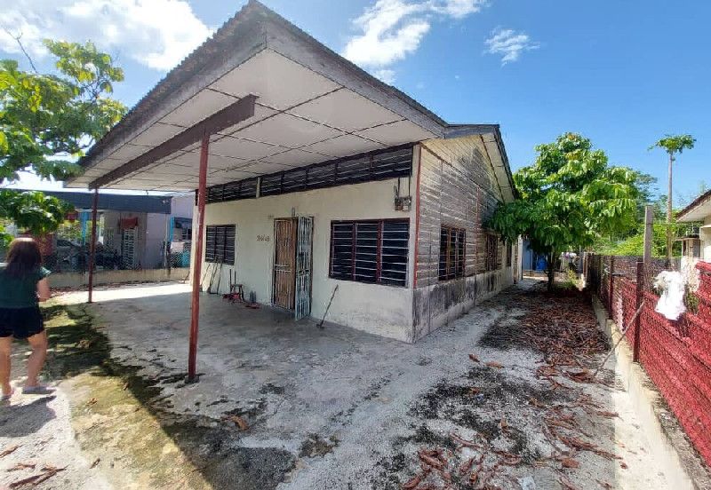 KAMPUNG BARU WAH LOONG