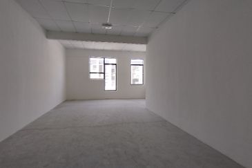 Jalan Pasir Puteh, Station 18