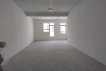 Jalan Pasir Puteh, Station 18