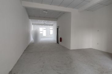 Jalan Pasir Puteh, Station 18