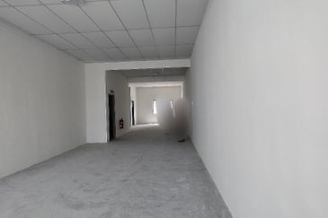 Jalan Pasir Puteh, Station 18