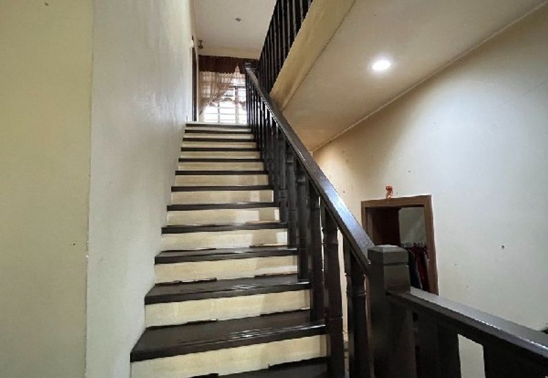 TAMAN PUNCAK JELAPANG MAJU