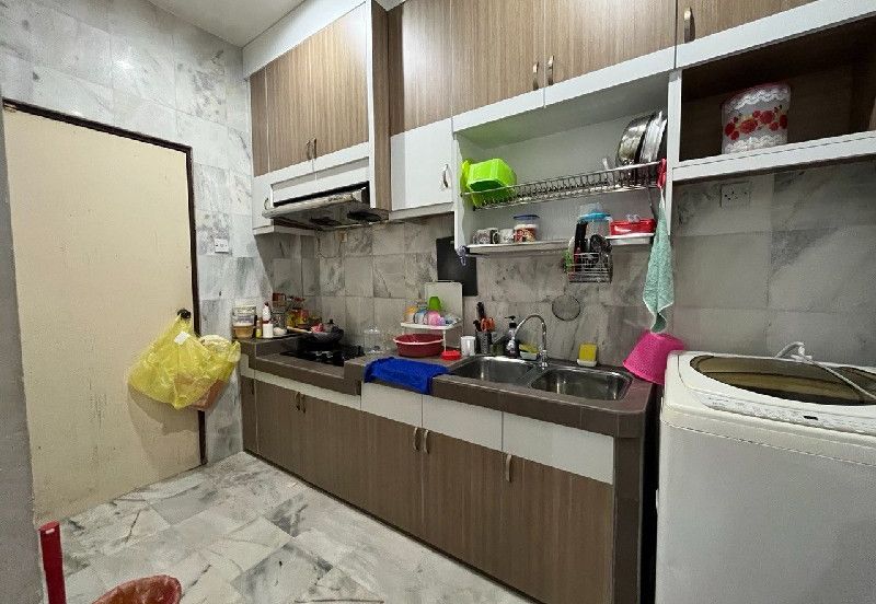 TAMAN PUNCAK JELAPANG MAJU