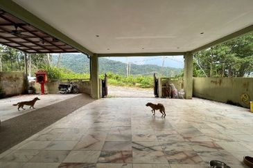 TAMAN PUNCAK JELAPANG MAJU