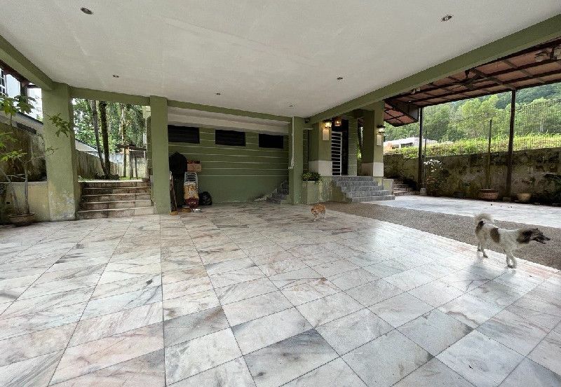 TAMAN PUNCAK JELAPANG MAJU