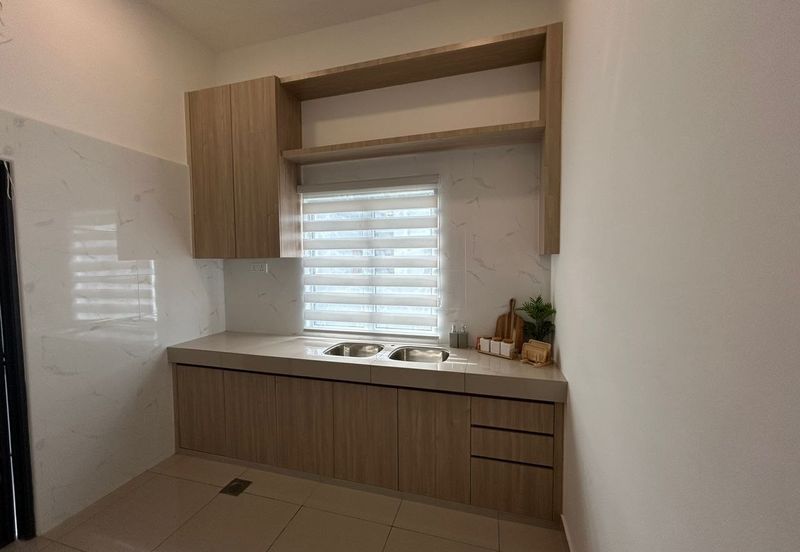 Lake View Setingkat SemiD Station18 Pengkalan Ipoh