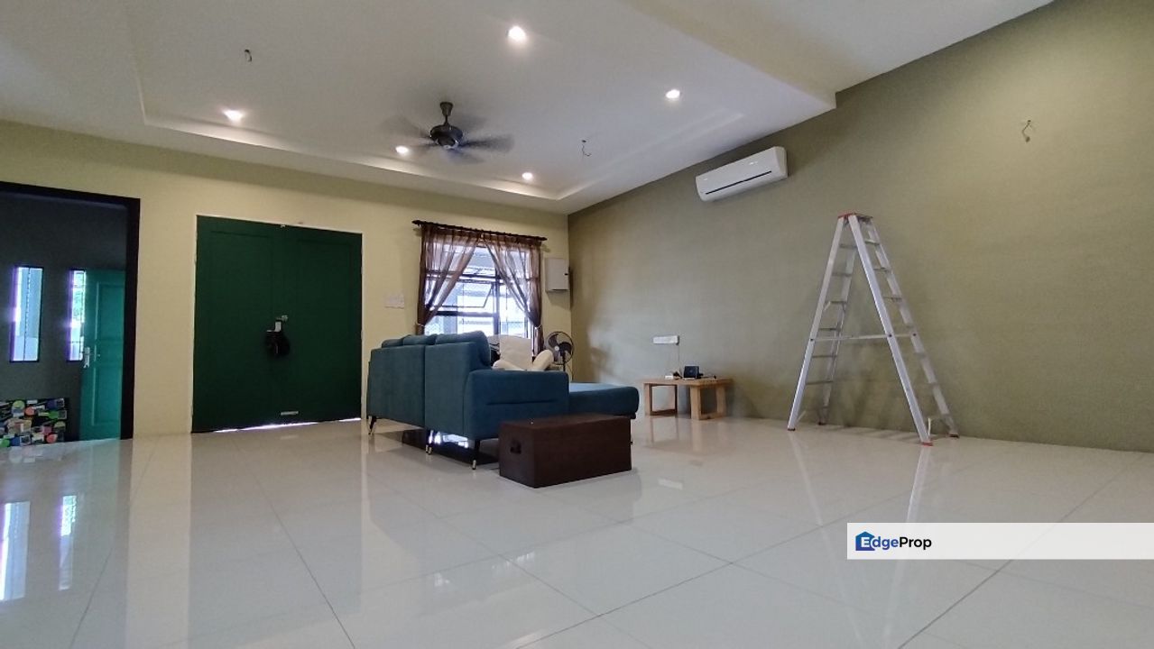 Seri Garden Taman Perpaduan Mulia Good and Move in condition Double Storey house, Perak, Kinta