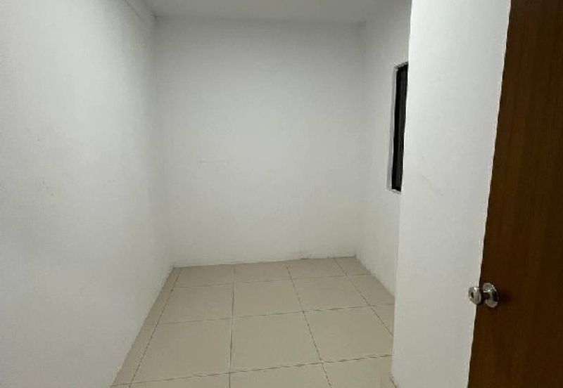 Manhattan Condominium