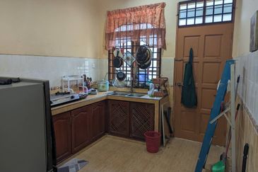 KUALA NERUS | Rumah Berkembar Setingkat, 5 minit dari UMT / UNISZA, Gong Badak Terengganu 