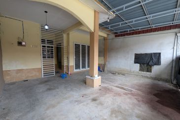 KUALA BESUT | Rumah Teres Kos Sederhana, Taman Intan, Kuala Besut