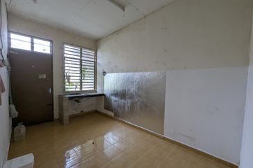 KUALA BESUT | Rumah Teres Kos Sederhana, Taman Intan, Kuala Besut