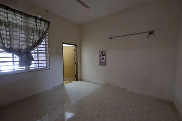 KUALA BESUT | Rumah Teres Kos Sederhana, Taman Intan, Kuala Besut