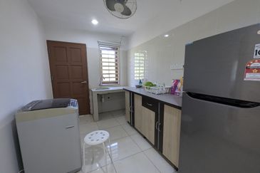 KERTEH | Damansara Inn, Double Storey Semi-D