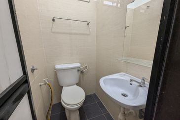 KERTEH | Damansara Inn, Double Storey Semi-D