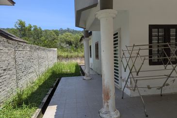 KERTEH | Damansara Inn, Double Storey Semi-D