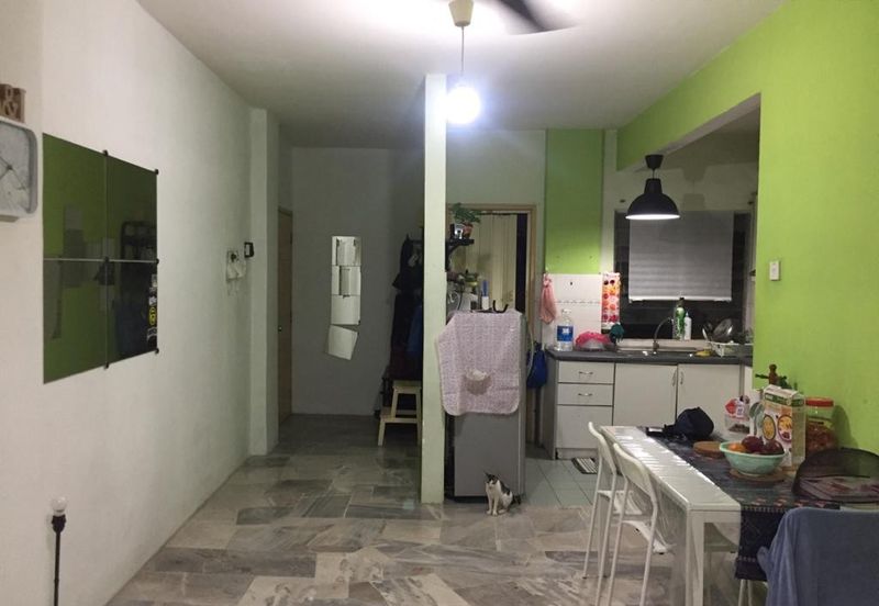 Astana Alam Apartment