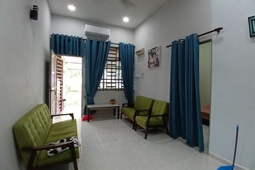 Teres 1 Tingkat Kg Alur Toman, Marang (Dekat Pantai Kelulut)