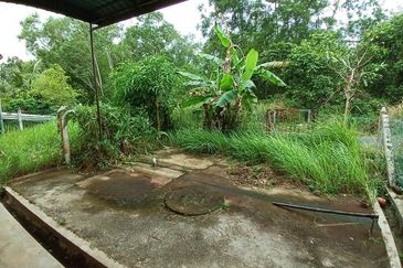 Teres 1 Tingkat Kg Alur Toman, Marang (Dekat Pantai Kelulut)