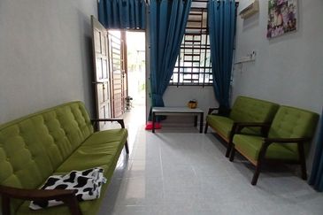 Teres 1 Tingkat Kg Alur Toman, Marang (Dekat Pantai Kelulut)