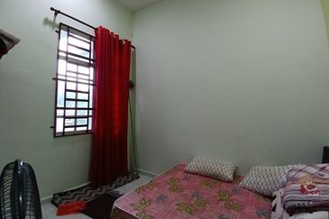 Teres 1 Tingkat Kg Alur Toman, Marang (Dekat Pantai Kelulut)