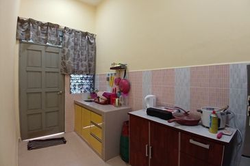 Teres 1 Tingkat Kg Alur Toman, Marang (Dekat Pantai Kelulut)