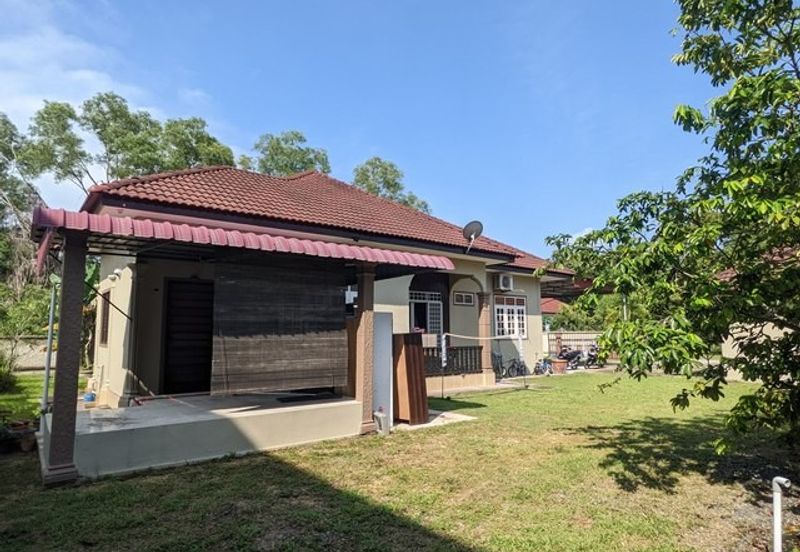 Kampung Rajawali