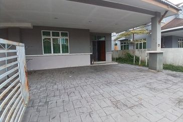 Semi D 2 Tingkat Kuala Nerus, Terengganu 