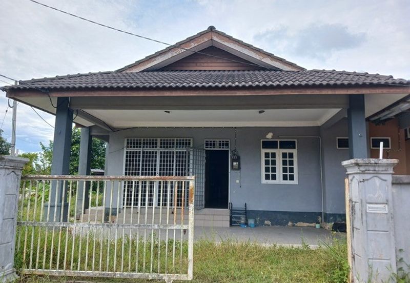 [Corner Lot] Rumah Semi-D Setingkat, Padang Midin (10km ke Bandar KT)