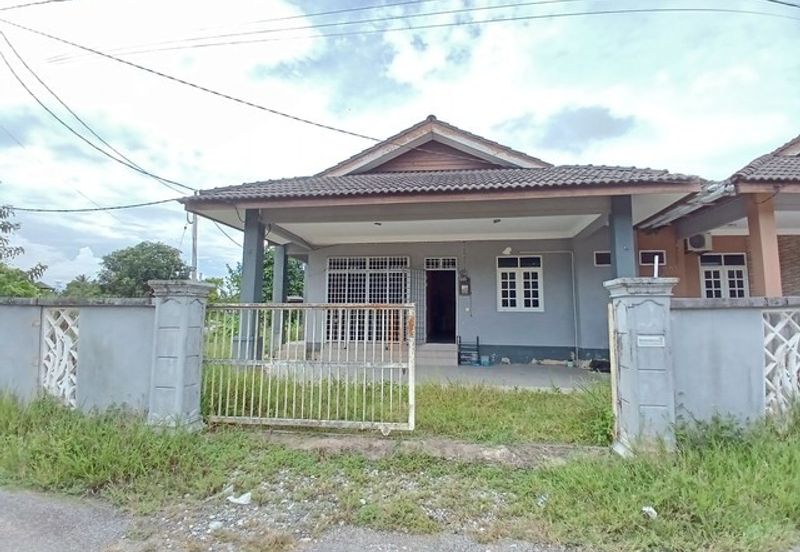 [Corner Lot] Rumah Semi-D Setingkat, Padang Midin (10km ke Bandar KT)