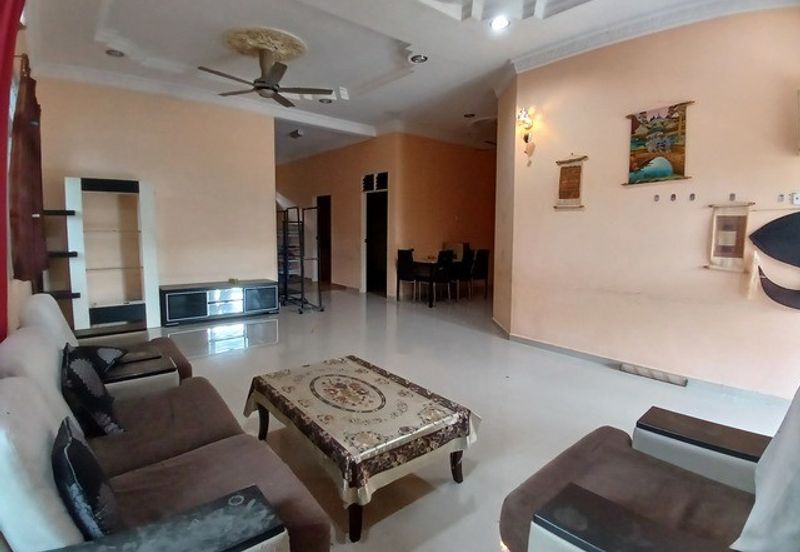 [Corner Lot] Rumah Semi-D Setingkat, Padang Midin (10km ke Bandar KT)