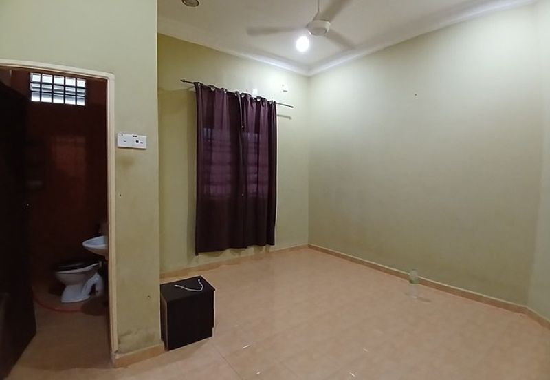 [Corner Lot] Rumah Semi-D Setingkat, Padang Midin (10km ke Bandar KT)