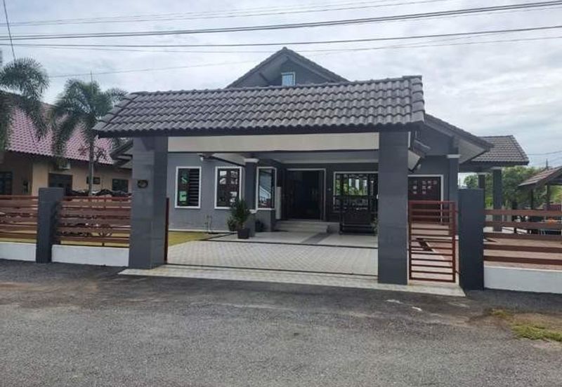 Banglo Moden & Luas, 5 Bilik, Kg Bukit Payong
