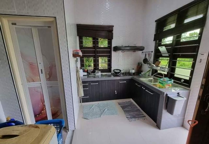 Banglo Moden & Luas, 5 Bilik, Kg Bukit Payong