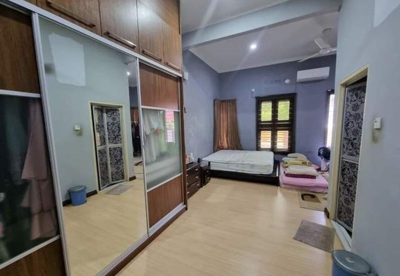 Banglo Moden & Luas, 5 Bilik, Kg Bukit Payong