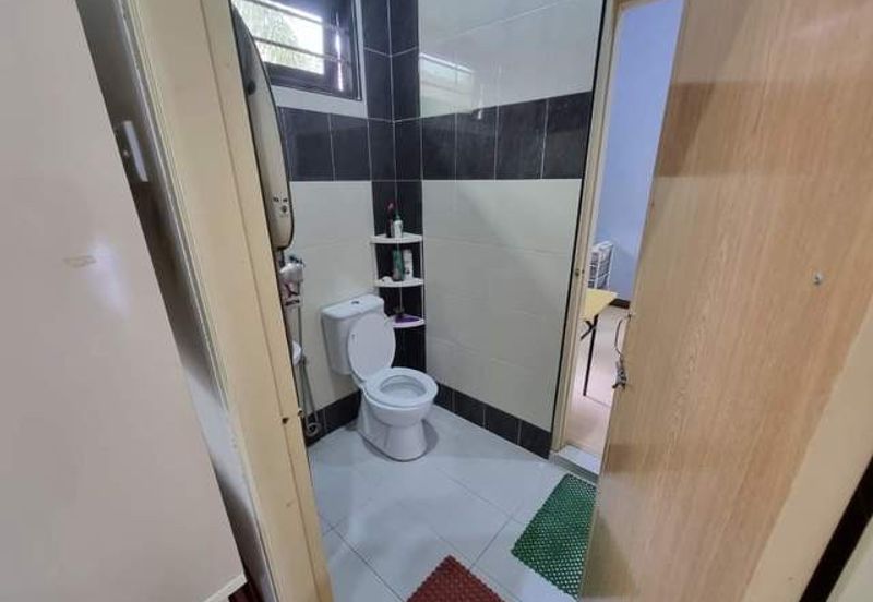 Banglo Moden & Luas, 5 Bilik, Kg Bukit Payong