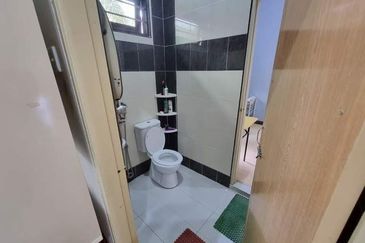 Banglo Moden & Luas, 5 Bilik, Kg Bukit Payong