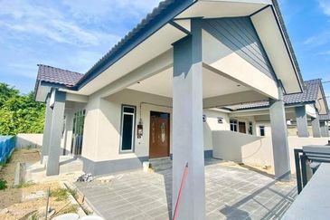 Rumah SemiD Baru Siap, Kg Pulau Serai, Dungun