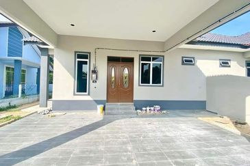 Rumah SemiD Baru Siap, Kg Pulau Serai, Dungun