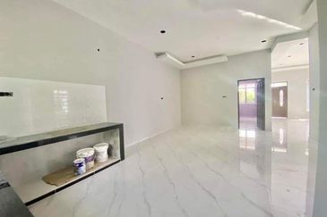 Rumah SemiD Baru Siap, Kg Pulau Serai, Dungun