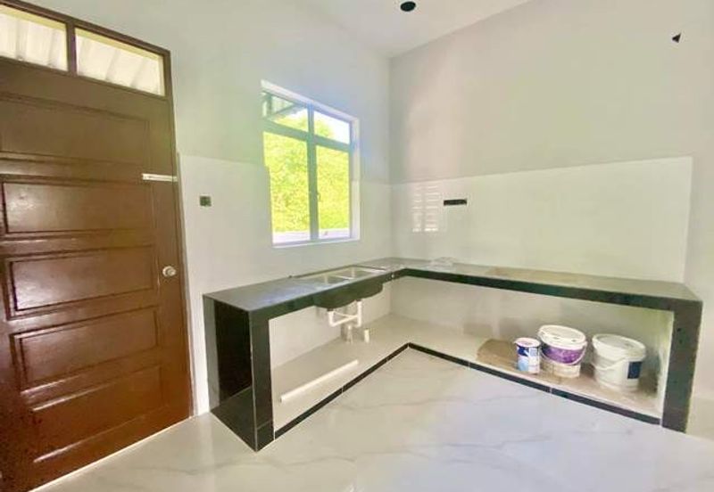 Rumah SemiD Baru Siap, Kg Pulau Serai, Dungun