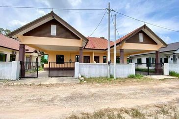 Rumah Baru Semi D, Paka, Dungun, Terengganu