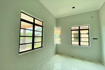 Rumah Baru Semi D, Paka, Dungun, Terengganu