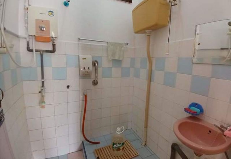 SemiD Corner Lot Tanah Luas, Paka, Dungun, Terengganu