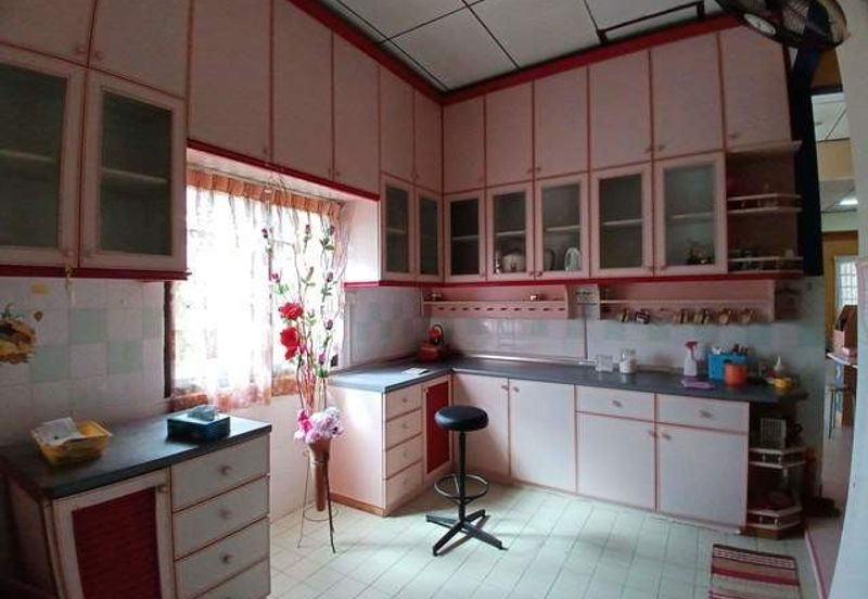 SemiD Corner Lot Tanah Luas, Paka, Dungun, Terengganu