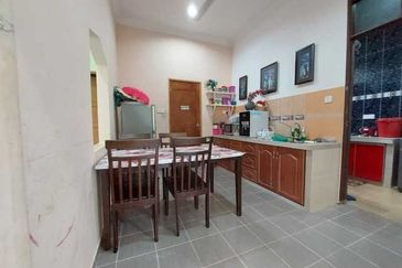 Banglo Strategik Kg Balai Besar, Dungun