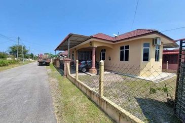 Banglo Strategik Kg Balai Besar, Dungun